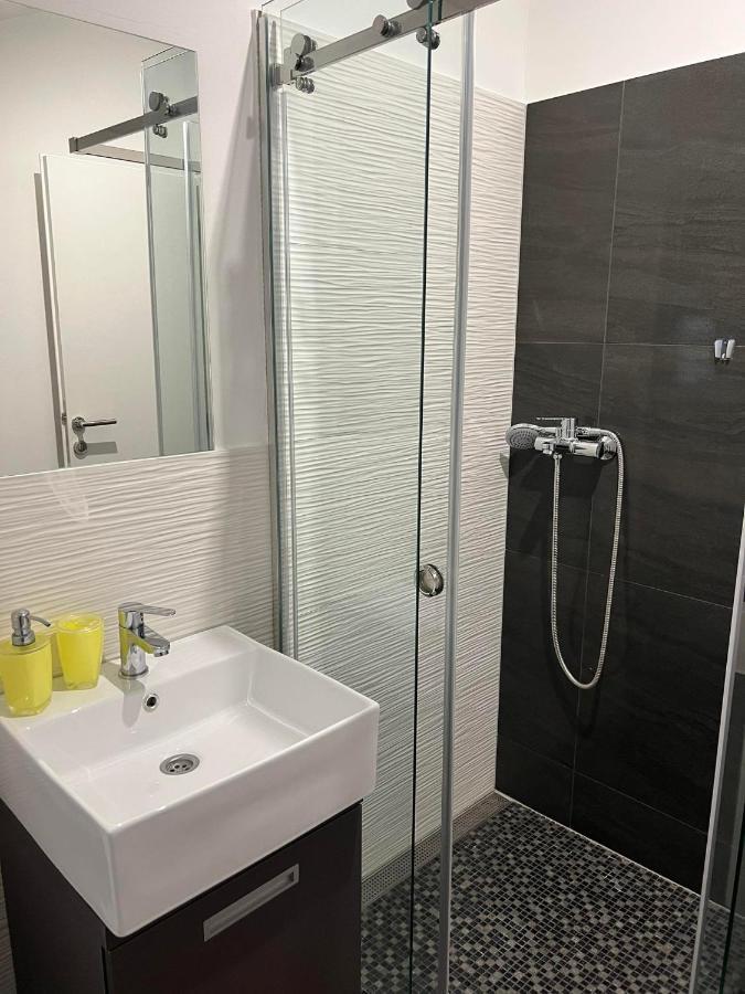 Apartment Vodice - Lovric Exterior foto