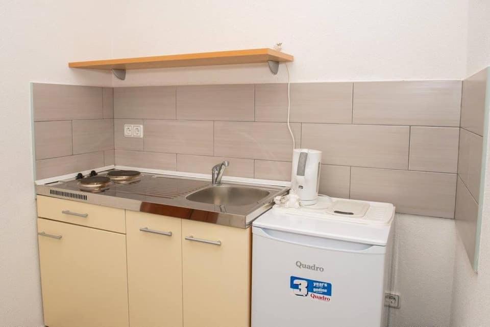 Apartment Vodice - Lovric Exterior foto